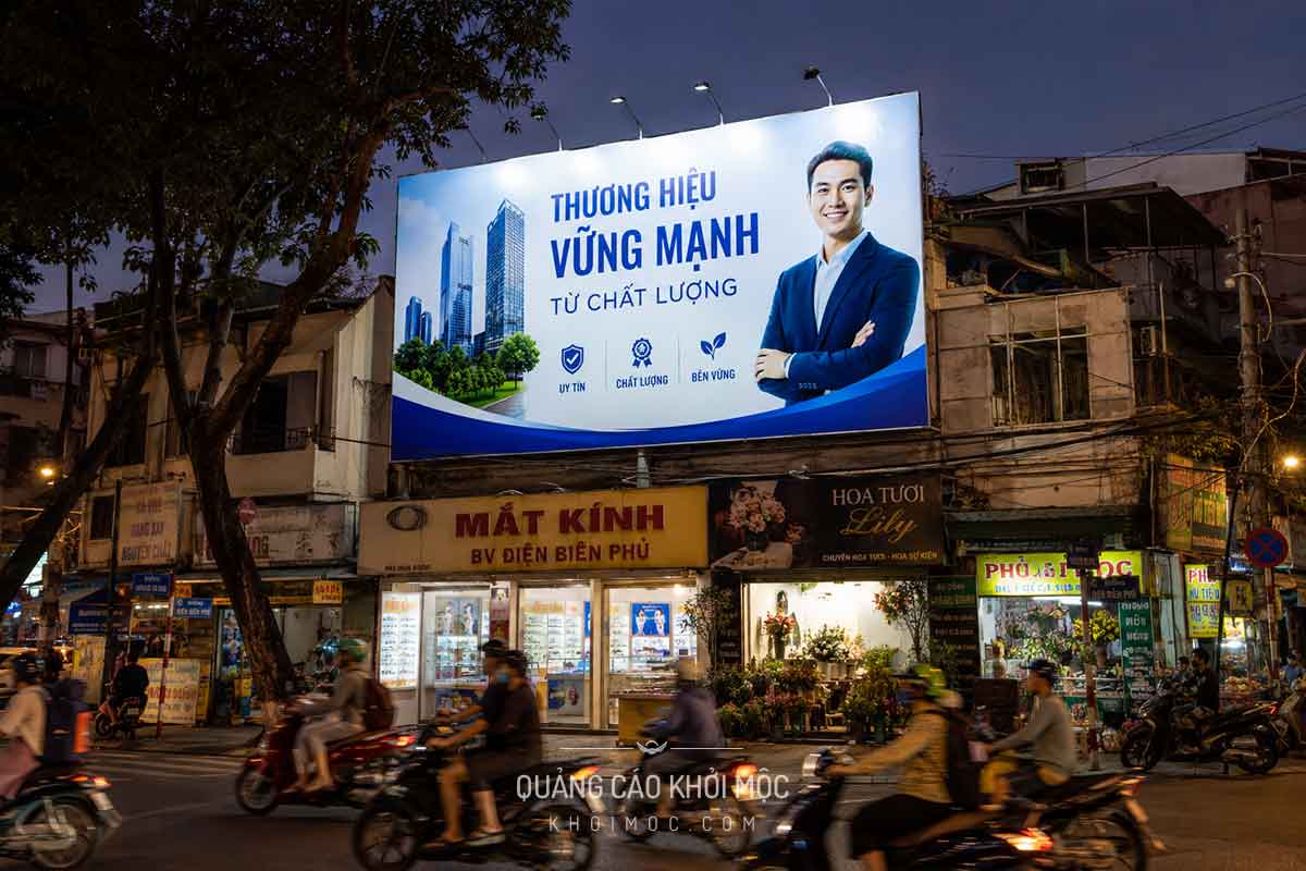 Hộp đèn căng bạt hiflex ngoài trời tại Biên Hòa